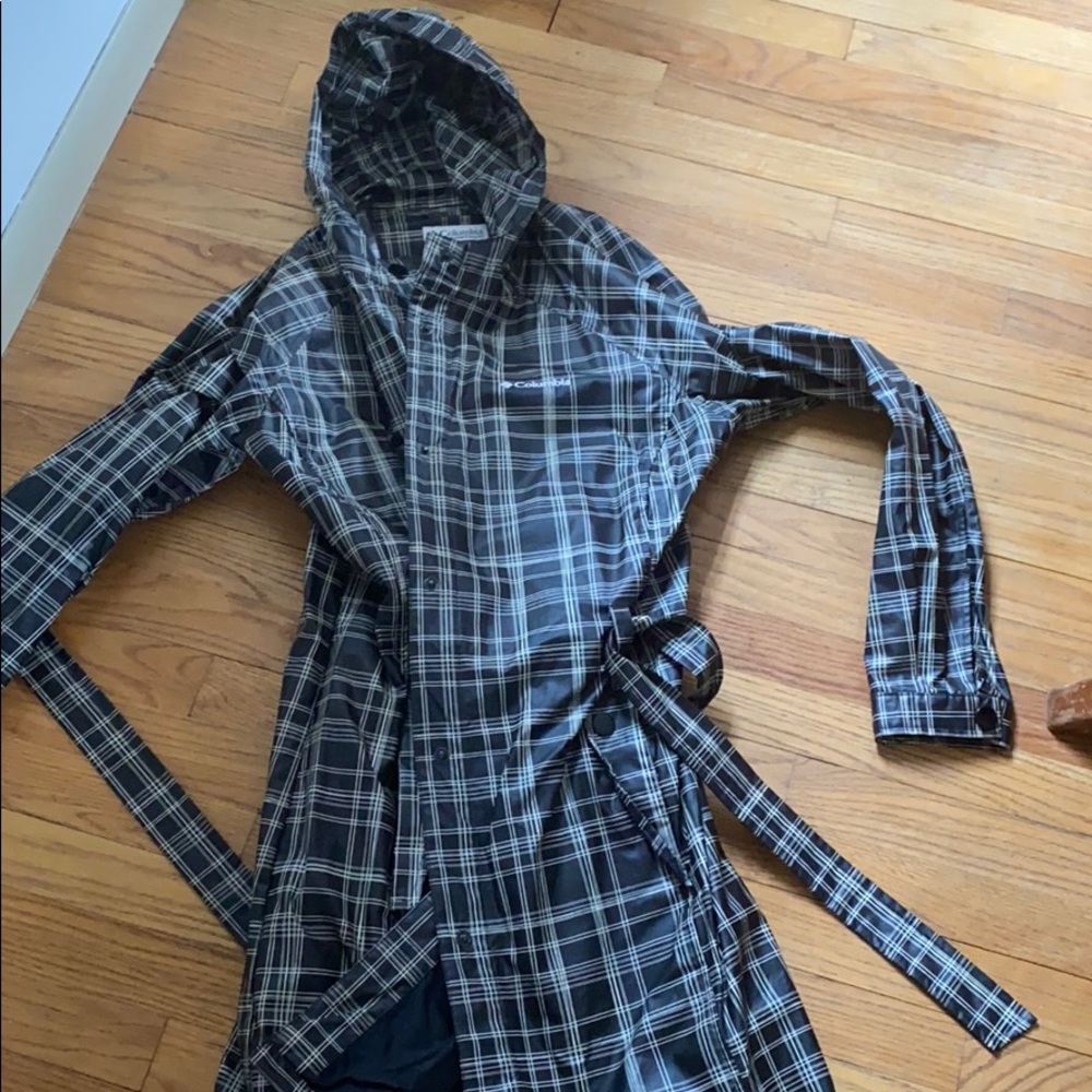 Adorable Columbia Raincoat!